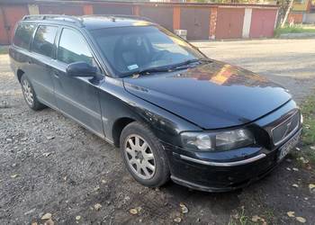 Części do Volvo V70 2.4 benzyna kod lakieru 019-26