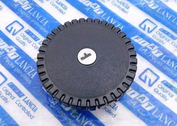 NOWY Korek wlewu paliwa baku Fiat 126p 126 ST FL 127 128 X1/9 X 1/9 WŁOSKI