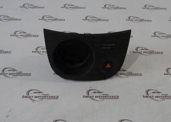 LEON II LIFT 12r uchwyt na kubek CUPHOLDER 1P2858331