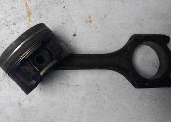 Tłok z korbowodem VW AUDI 1.4B 076-133