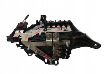 SKRZYNKA BEZPIECZNIKÓW A2135400350 2.0 D 194KM Mercedes-Benz E-klasa  W213