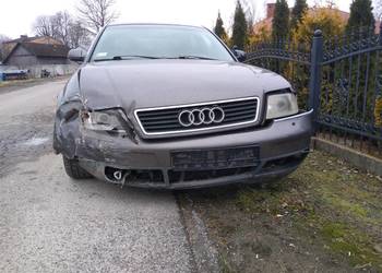 Audi A6 C5 na części 1.8 T +LPG uszkodzony