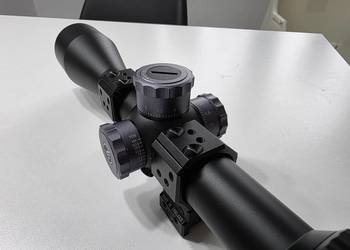 Luneta Vector Optics Marksman 6-24-50 FFP