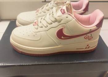 Nike Air Force 01 San Valentin roz. 38.5