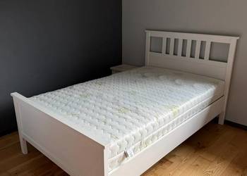 Drewniana rama łóżka IKEA HEMNES 120x200, biała – stan idealny