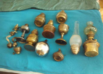 Stare lampy naftowe - części,zbiorniki