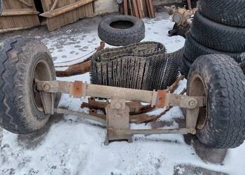 Oś skrętna z kołami