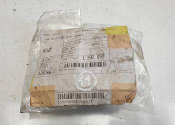 BMW E31 840 850 i MOCOWANIE ZATRZASK LAMPY 1392090