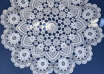 - serweta szydełkowa -