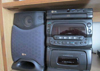 Radiomagnetofon z cd LG