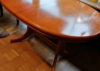 Stół z litego drewna rozkładany