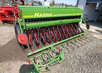 Siewnik zbożowy hassia dk 300