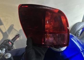 Nissan Qashqai j10 lampa lewa tylna Valeo