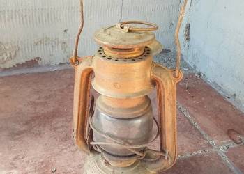 Lampa naftowa