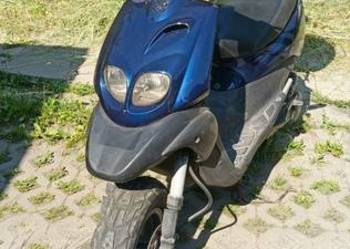 Skuter Peugeot Trekker 2002r.