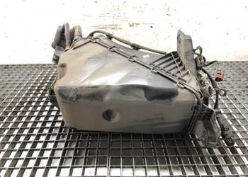 ZBIORNIK SCR VW CADDY V 5R3131877C 2.0 122KM Minivan ZBIORNICZEK