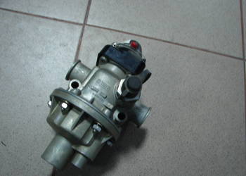 Regulator powiertrza ursus c 385 1614 zetor 83235902