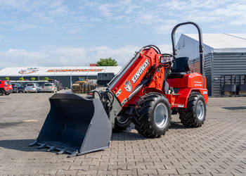 Ładowarka przegubowa H180 Teleskopowa udźwig 600 - 700 kg zasięg 3,5 m