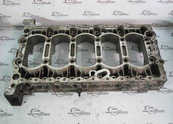 VOLVO XC70 2.4 D5 D5244T D5244T4 karter półblok podstawa wału 31251203 VOLVO XC70 2.4 D5 D5244T D5244T4 karter półblok podstawa wału 31251203