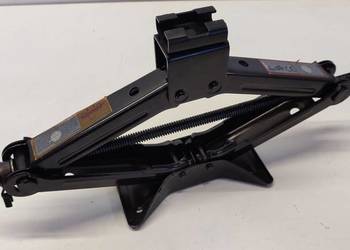 MERCEDES X117 CLA LEWAREK PODNOŚNIK