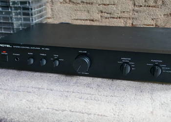 przedwzmacniacz Rotel RC-850