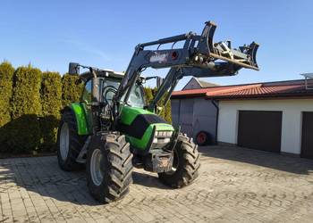 Deutz-Fahr K420 z ładowaczem