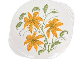 Patera Edelkeramik Grünstadt z motywem kwiatowym Niemcy lata 60. Patera Edelkeramik Grünstadt z motywem kwiatowym Niemcy lata 60.