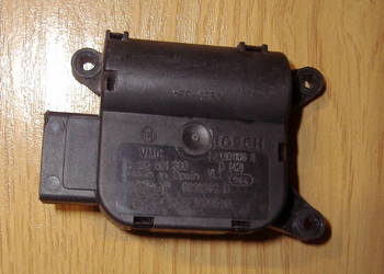 AUDI A4 B6 B7 SILNICZEK NAGRZEWNICY 8E1820511A / 0132801300