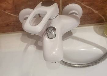 Bateria wannowa z prysznicem marki Frisone