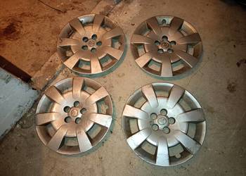 Kołpak Toyota Avensis T25