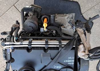 Volkswagen Touran 1.9 TDi 105KM silnik kod BKC BXE w aucie