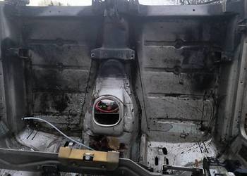 Polonez FSO podłoga przód