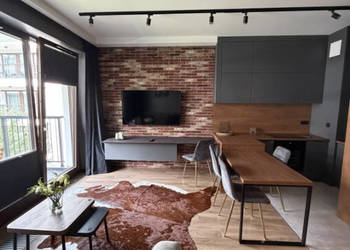 Luksusowy apartament w Browarach Warszawskich | Styl loftowy | Balkon na c…