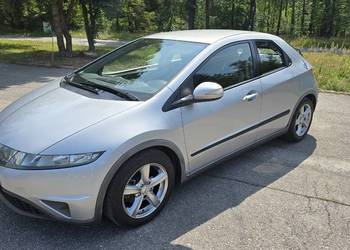 HONDA CIVIC VIII - UFO