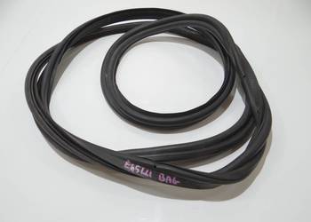 USZCZELKA KLAPY BAGAŻNIKA BMW E65 LCI