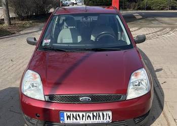 Tanio sprzedam Forda fiestę