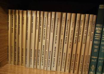 zestaw 21 sztuk książek Alistair Maclean