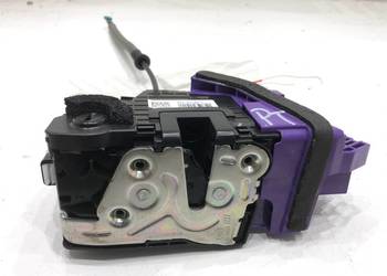 ZAMEK DRZWI PRAWY TYŁ HYUNDAI i30 Hatchback 81420-G3010