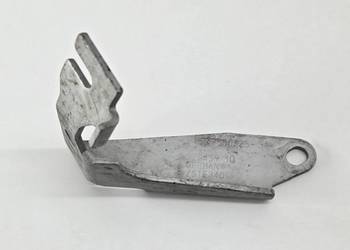 BMW E81 E87 E90 Wspornik kompresora 7566125