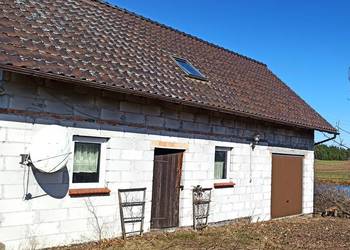 Sprzedam działkę 17 000 m , z budynkiem 120 m okolice Kościerzyny