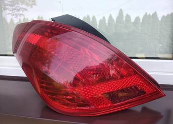 Peugeot 308 T7 hatchback lampa tył tylna lewa wkład oprawka Europa