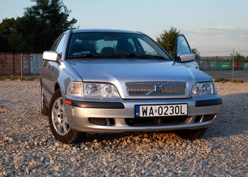 Volvo S40 I 1.8 z 2002 roku w automacie po dziadku