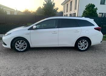 toyota Auris hybryda + LPG 2018 kombi