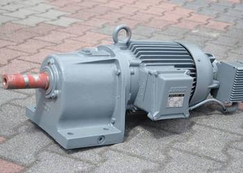 Motoreduktor 1.1kw. 56obr. z hamulcem. FIRMY Bauer