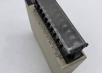 Omron C200H-DA002 D/A Unit