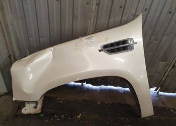 BŁOTNIK LEWY PRZÓD CADILLAC ESCALADE ESV