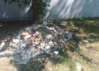 Gruz  cegła beton 1 przyczepa
