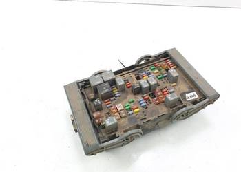 SKRZYNKA BEZPIECZNIKÓW CADILLAC ESCALADE ESV YUKON