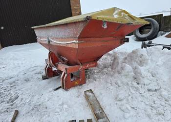 Rozsiewacz nawozu Rauch MDS 901 Kuhn 1800l