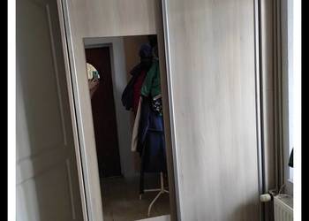 Szafa z półkami + drążek + dwa wysuwane kosze pojemna